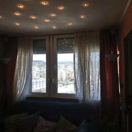 Cosy In Perfect Location Апартаменты Варна