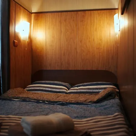 Cosy In Perfect Location Апартаменты Варна