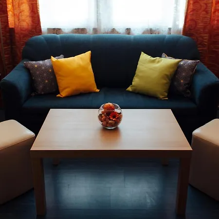 Cosy In Perfect Location Апартаменты *
